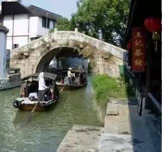 对小孩进行过渡喂养，会有哪些弊端呢？游戏画面